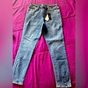 Skinny High Rise Jean